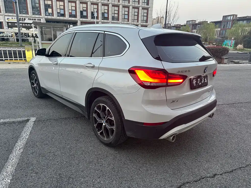 BMW X1 2022 — фото 10