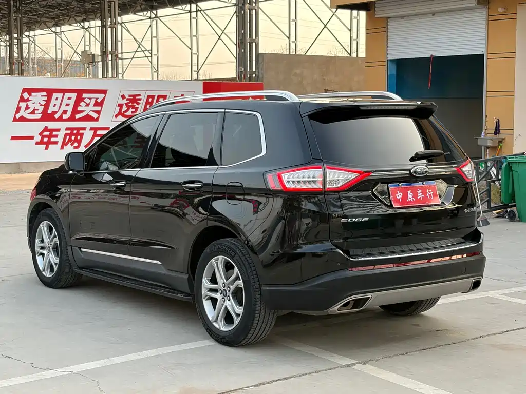 Ford Edge 2018 — фото 18