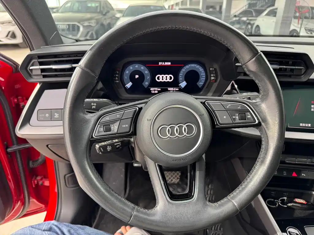 Audi A3 2022 — фото 11