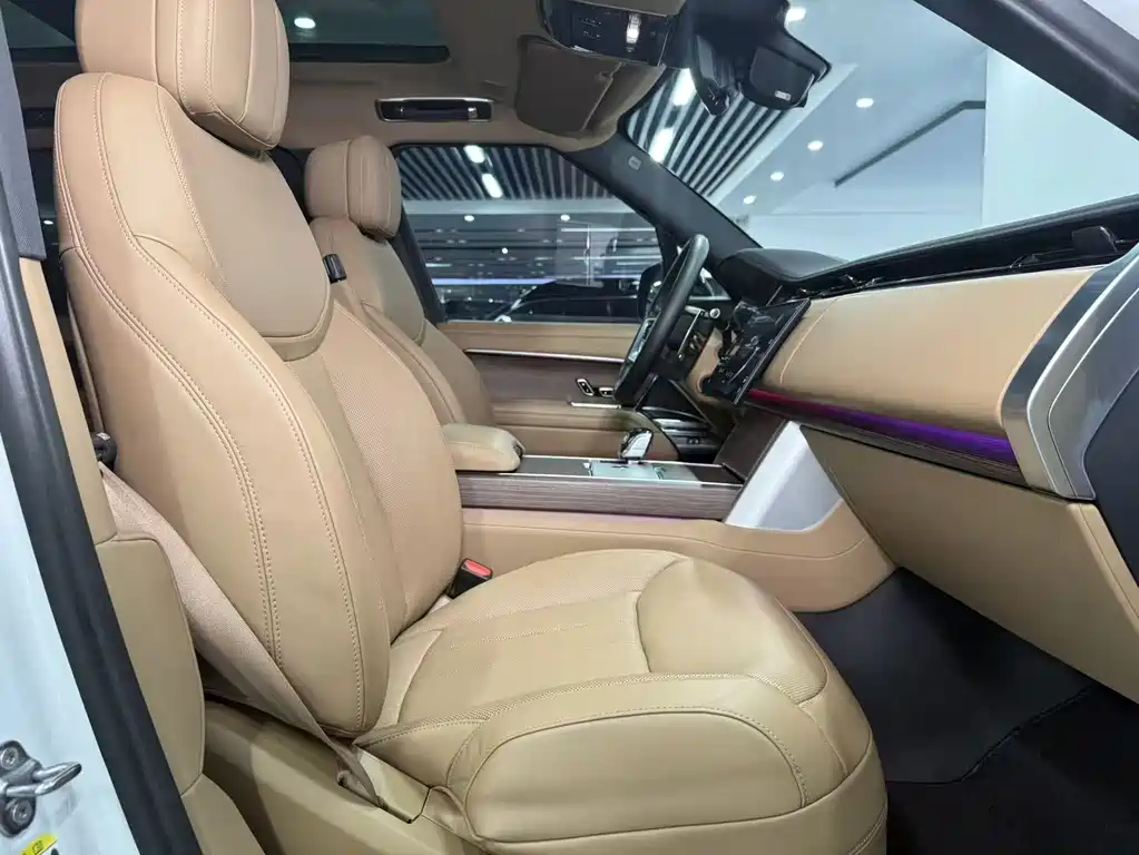 Land Rover Range Rover 2024 — фото 10