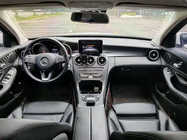 Mercedes-Benz C-Class 2017