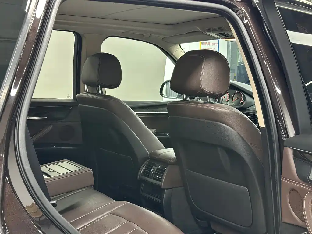BMW X5 2014 — фото 18