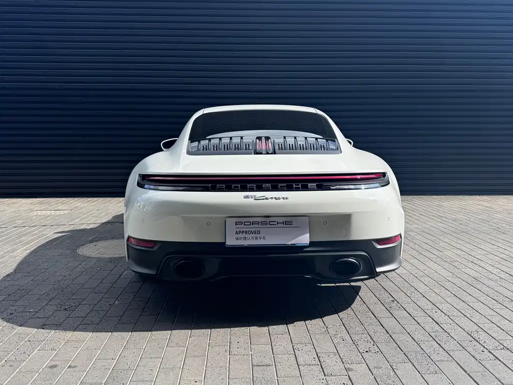 Porsche 911 2025 — фото 6
