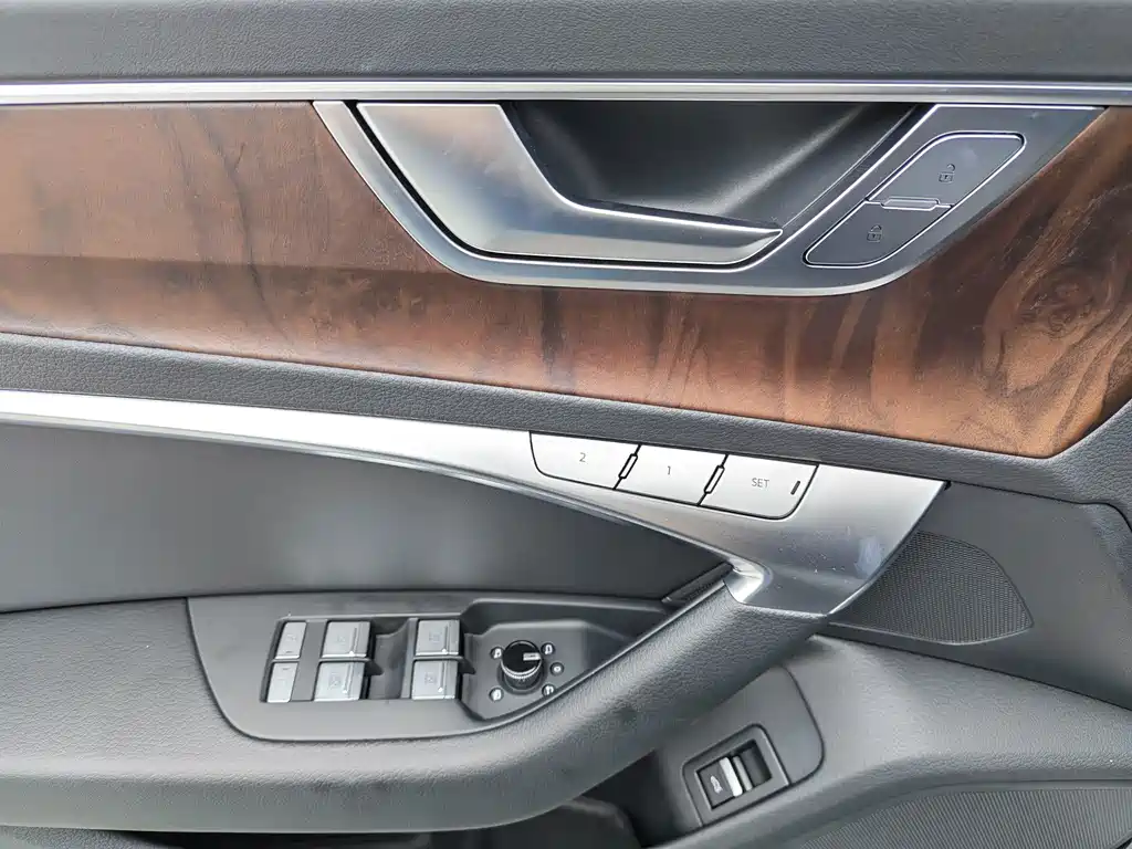 Audi A6L 2022 — фото 16