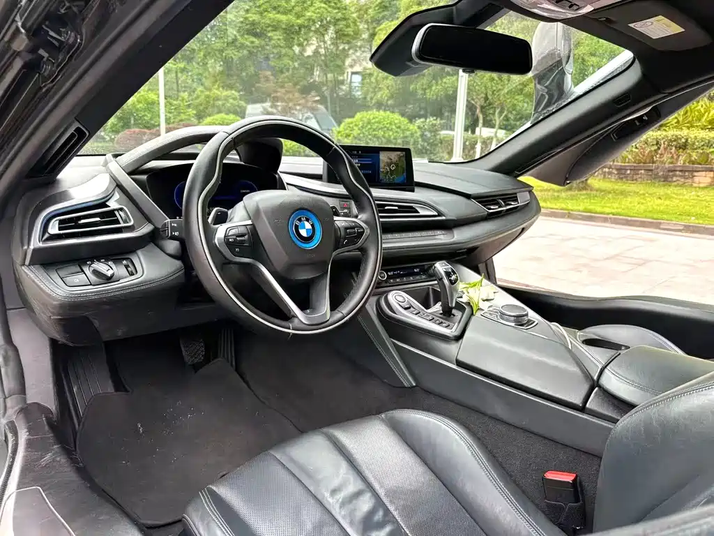 BMW i8 2018 — фото 5