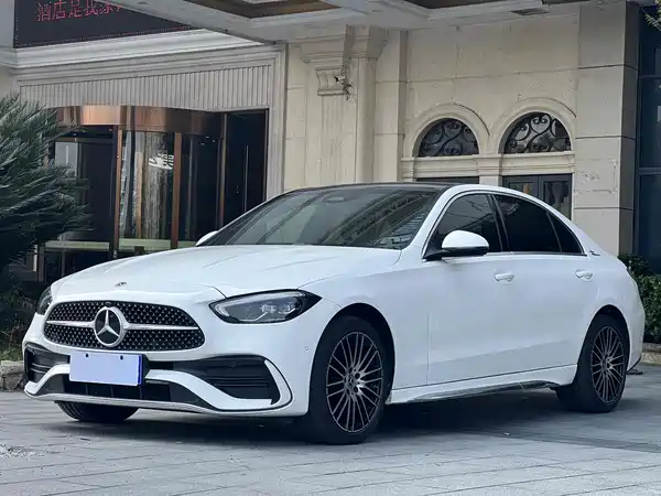 Mercedes-Benz C-Class 2022