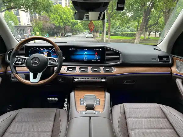 Mercedes-Benz GLS 2022