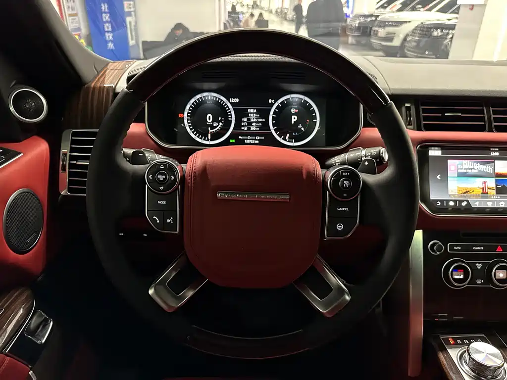 Land Rover Range Rover 2018 — фото 13