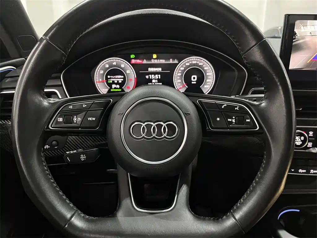 Audi A4L 2021 — фото 11