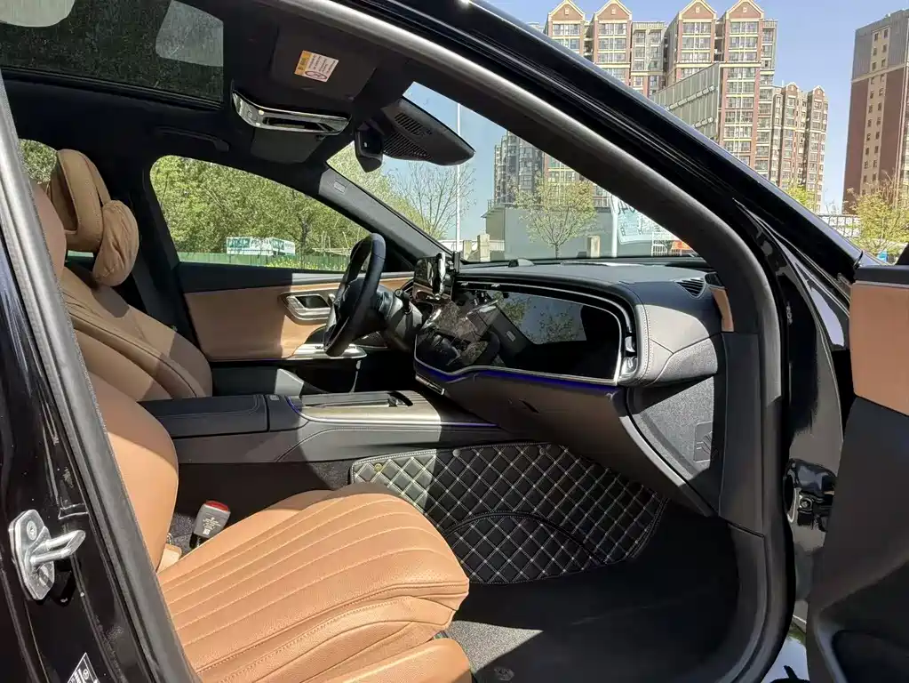Mercedes-Benz E-Class New Energy 2025 — фото 13