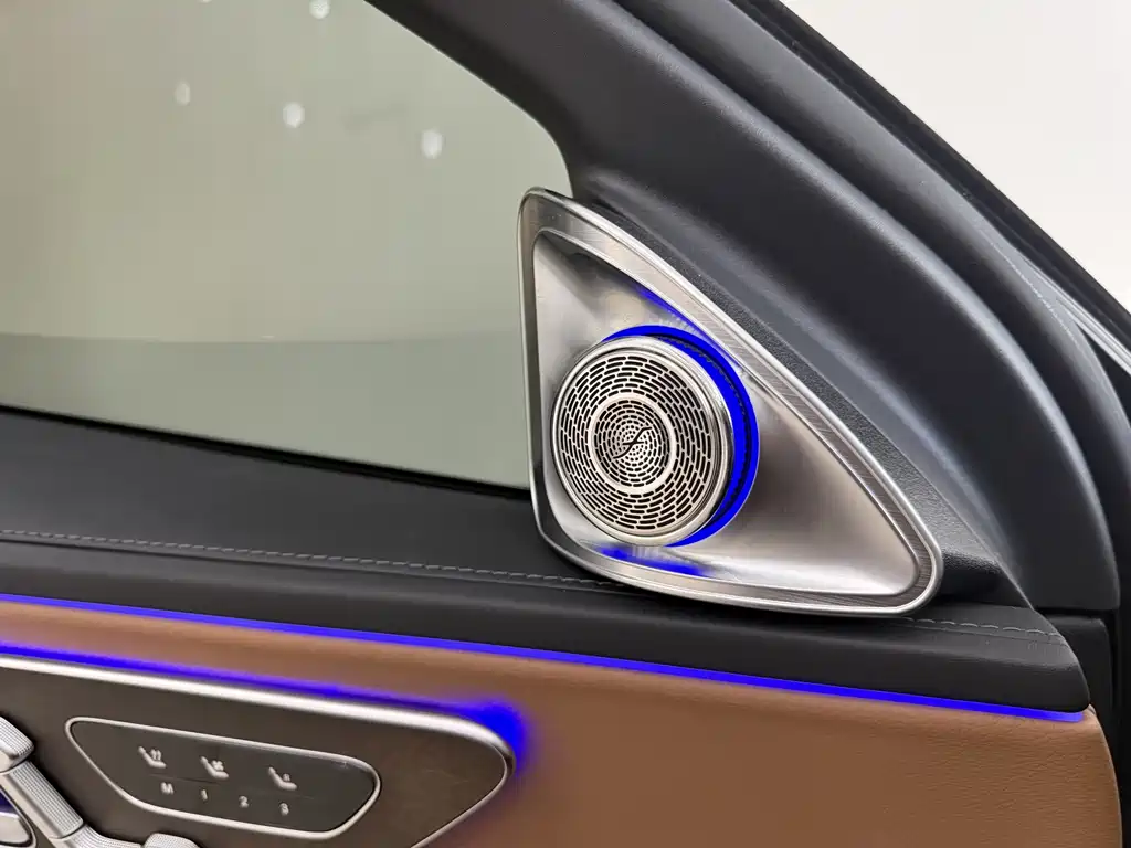 Mercedes-Benz E-Class 2026 — фото 15