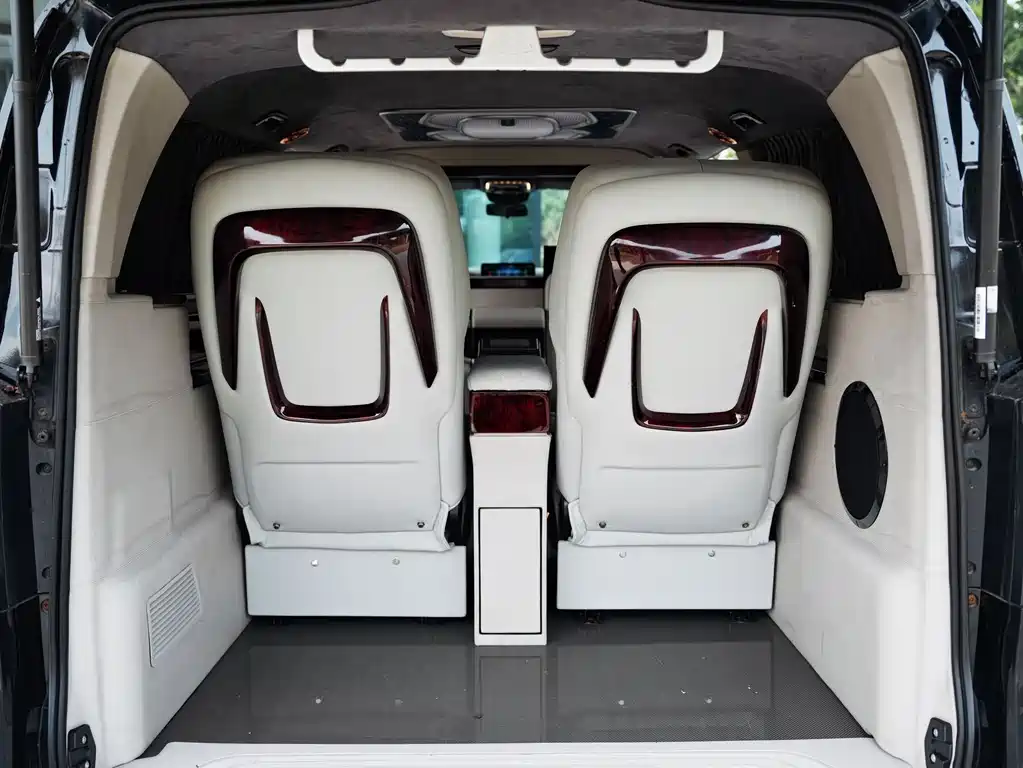 Mercedes-Benz Vito 2022 — фото 15