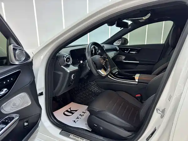 Mercedes-Benz C-Class 2023