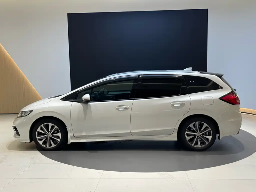 Honda Jade 2018 — фото 4