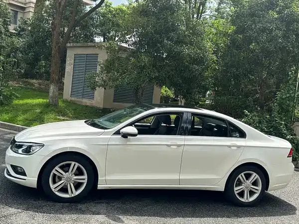 Volkswagen Lamando 2016