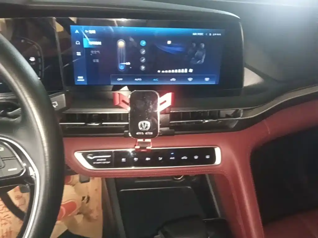 Changan CS75PLUS 2020 — фото 13
