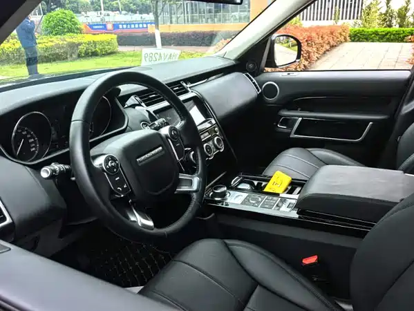 Land Rover Discovery 2017