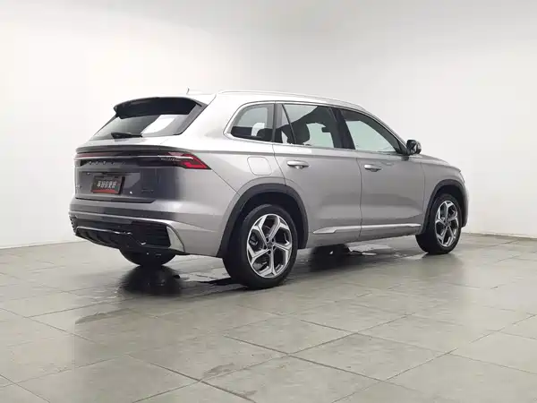 Geely Xingyue L 2025