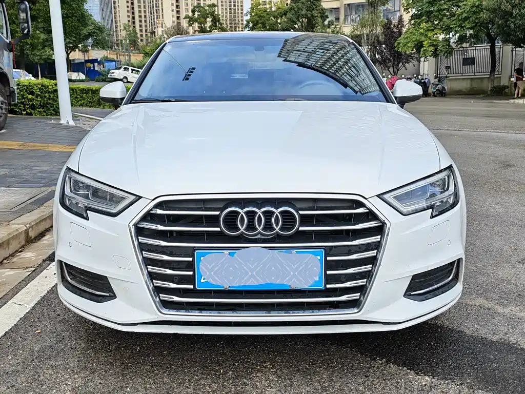 Audi A3 2020 — фото 2