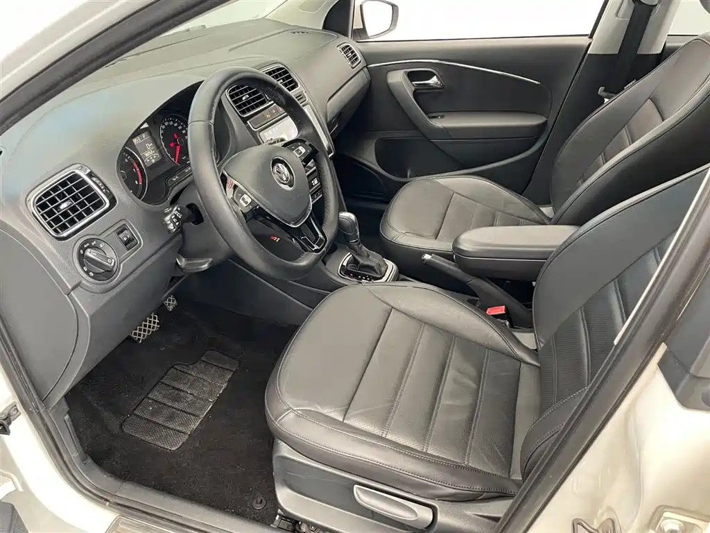 Volkswagen Polo 2014