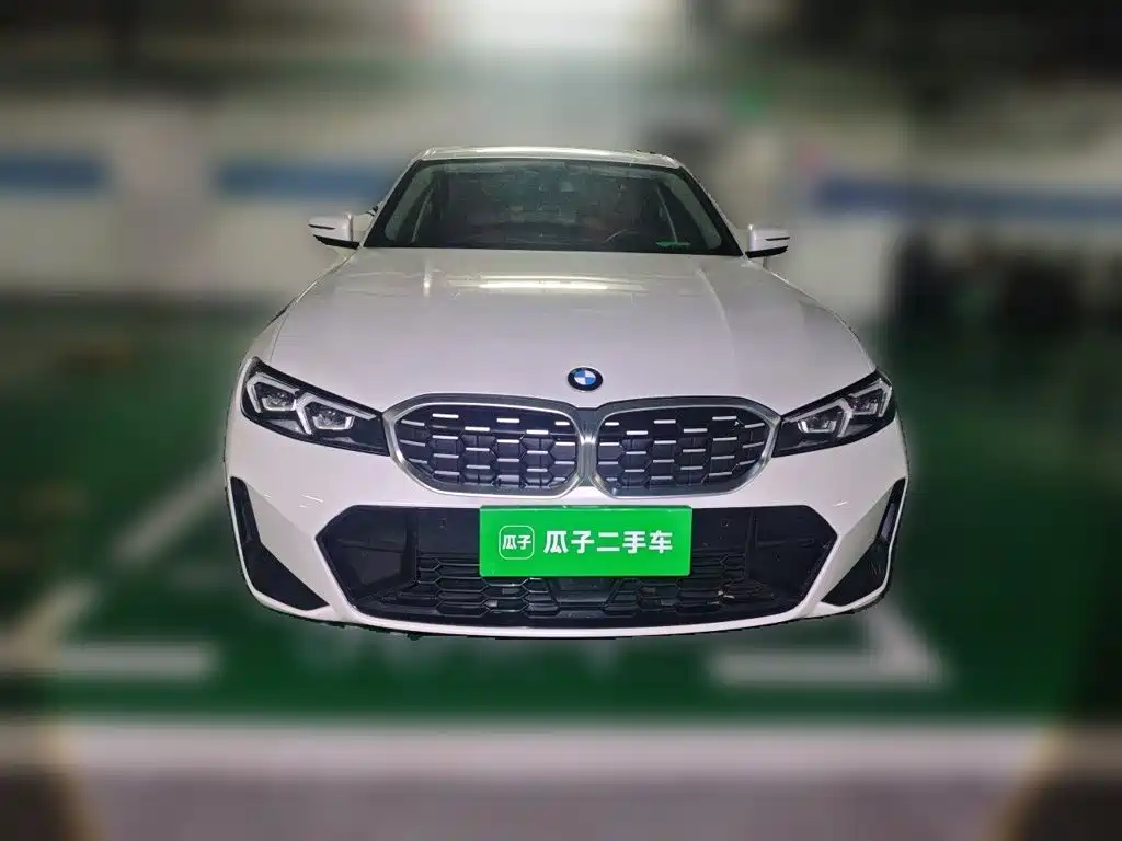 BMW 3 Series 2025