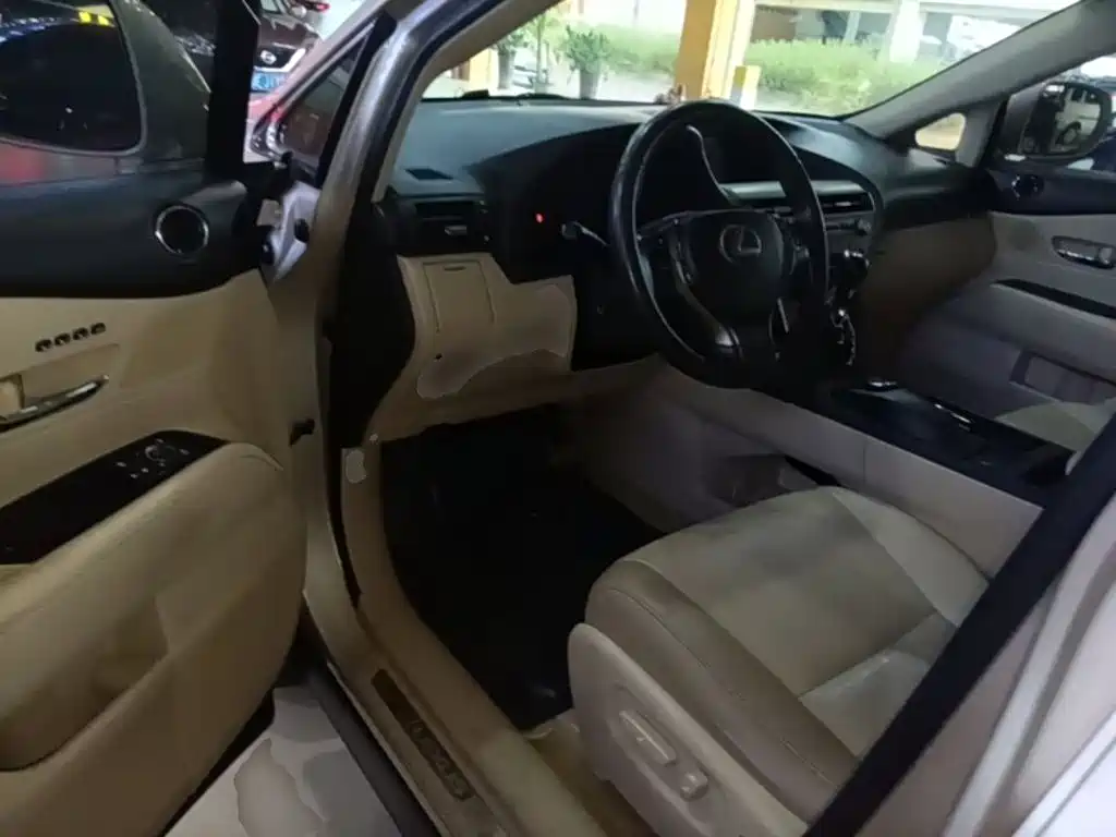 Lexus RX Classic 2014 — фото 16