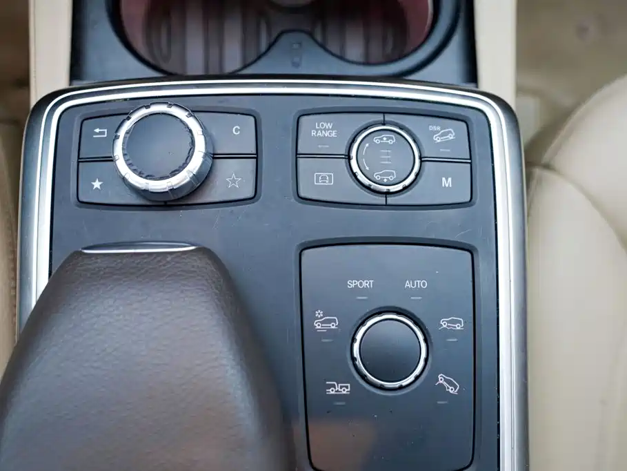 Mercedes-Benz GL-Class 2015 — фото 11