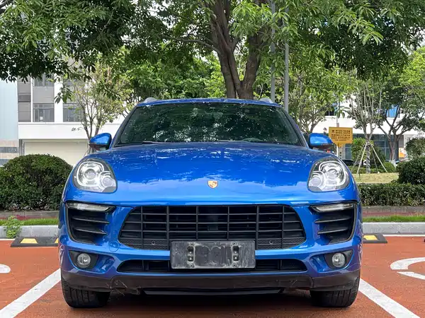 Porsche Macan 2016