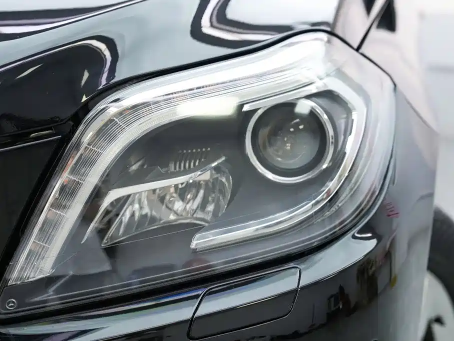 Mercedes-Benz GL-Class 2015 — фото 2