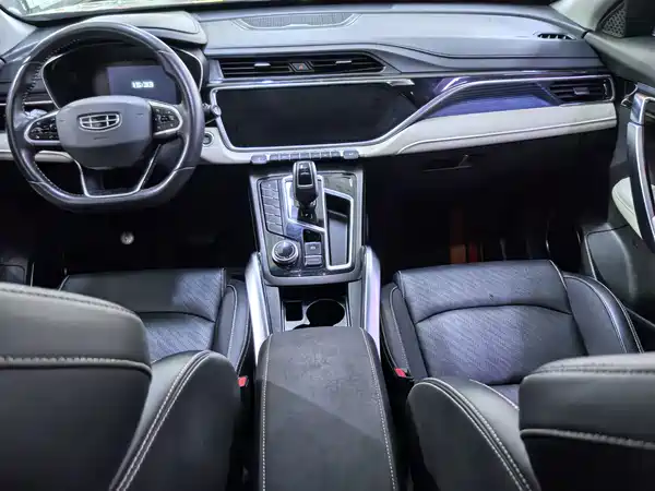 Geely Boyue 2022