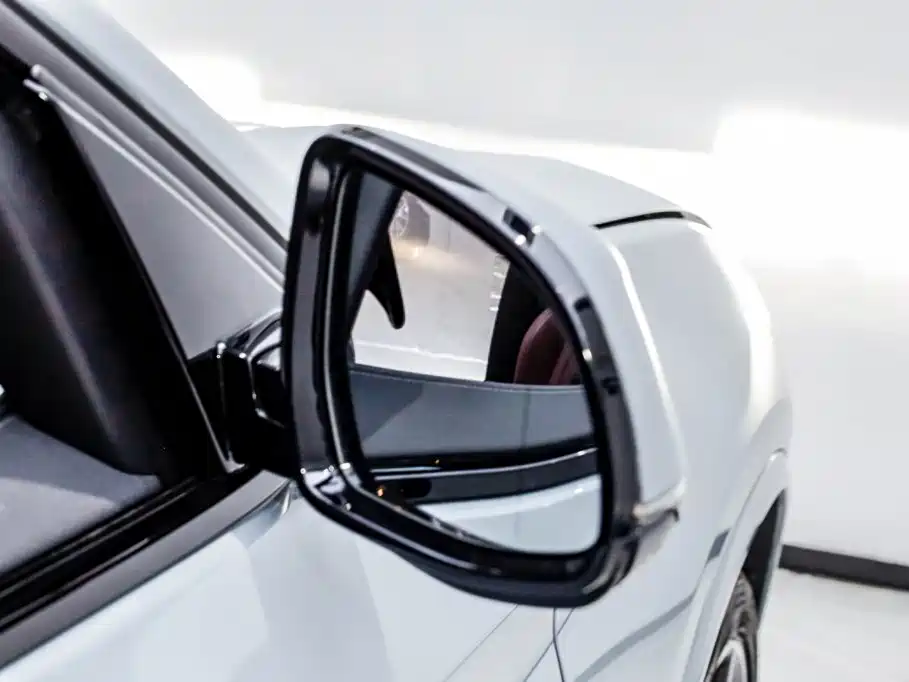 BMW X4 2023 — фото 27