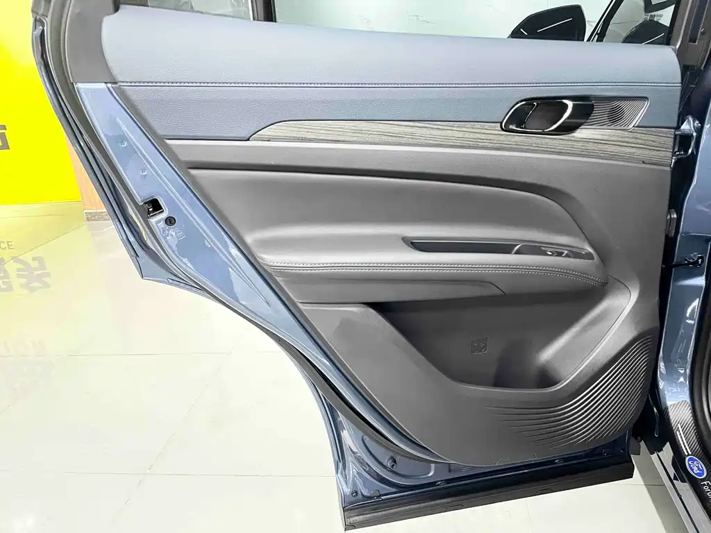 Ford Territory 2023 — фото 12