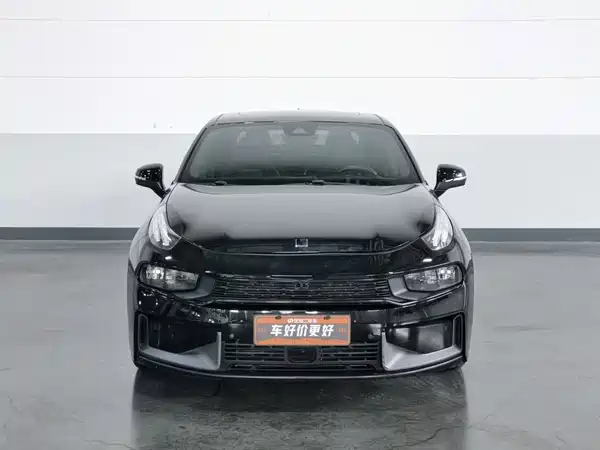 Lynk & Co 03 2022