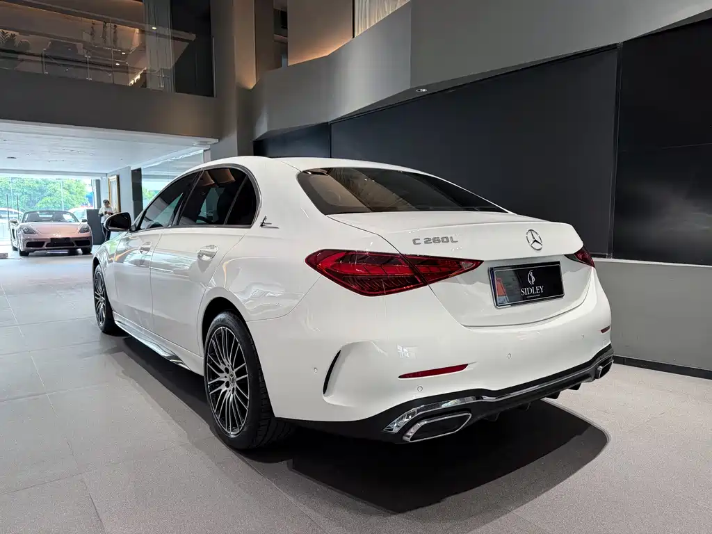 Mercedes-Benz C-Class 2023 — фото 4