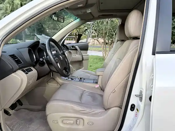 Toyota Highlander 2011