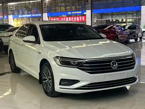 Volkswagen Sagitar 2022