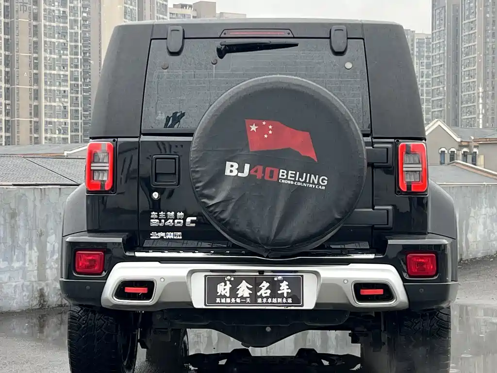 BAIC BJ40 2022 — фото 10