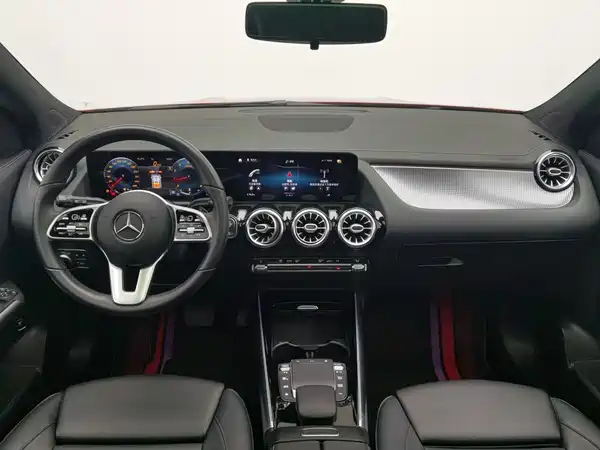 Mercedes-Benz GLA 2021
