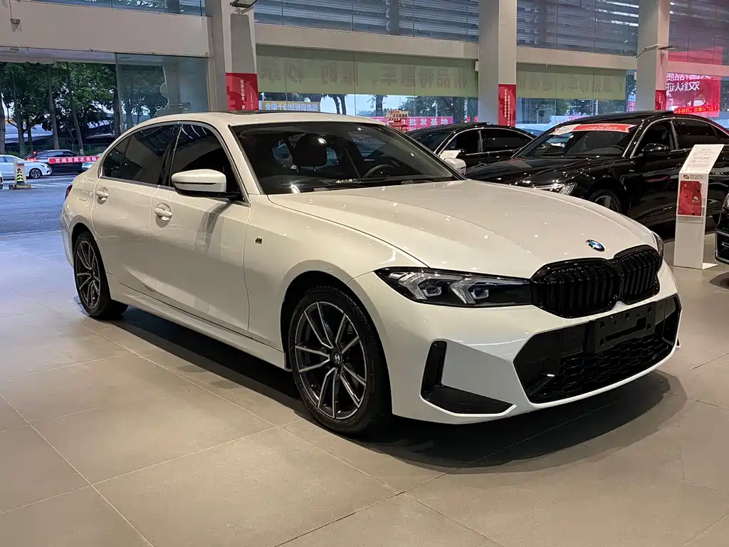 BMW 3 Series 2023
