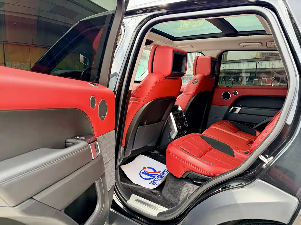Land Rover Range Rover Sport 2021 — фото 15
