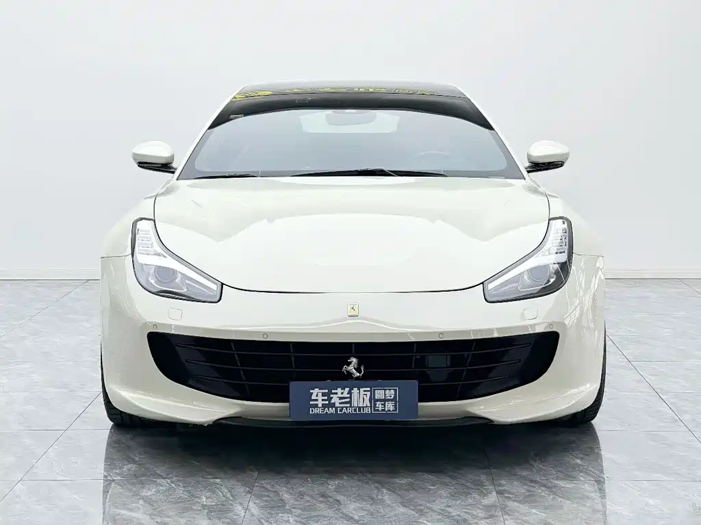 Ferrari GTC4Lusso 2019 — фото 2