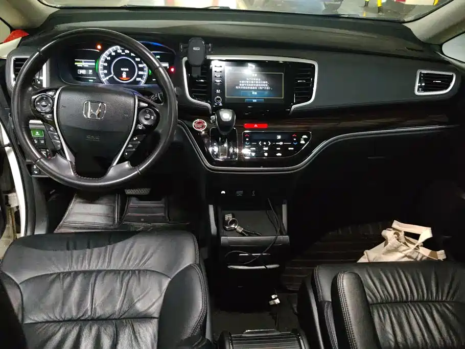 Honda Odyssey 2021 — фото 12