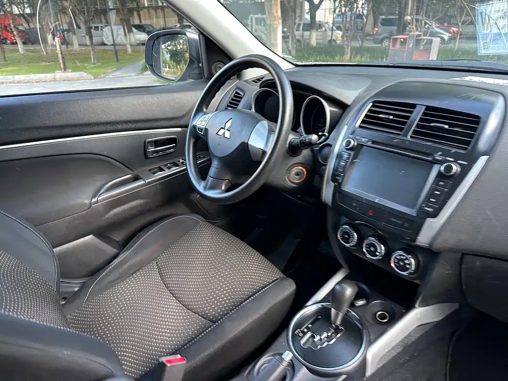 Mitsubishi Jinxuan ASX 2014 — фото 18