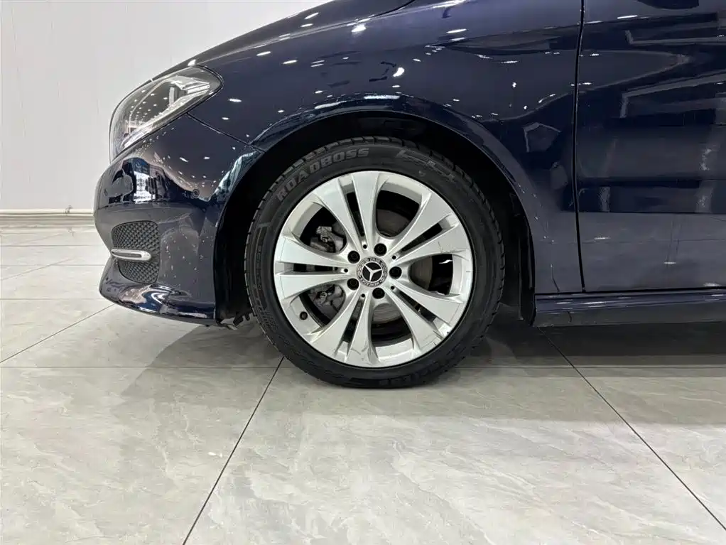 Mercedes-Benz B-Class 2018 — фото 17