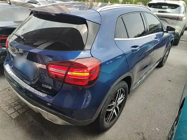 Mercedes-Benz GLA 2017
