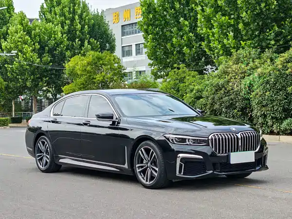 BMW 7 Series 2021