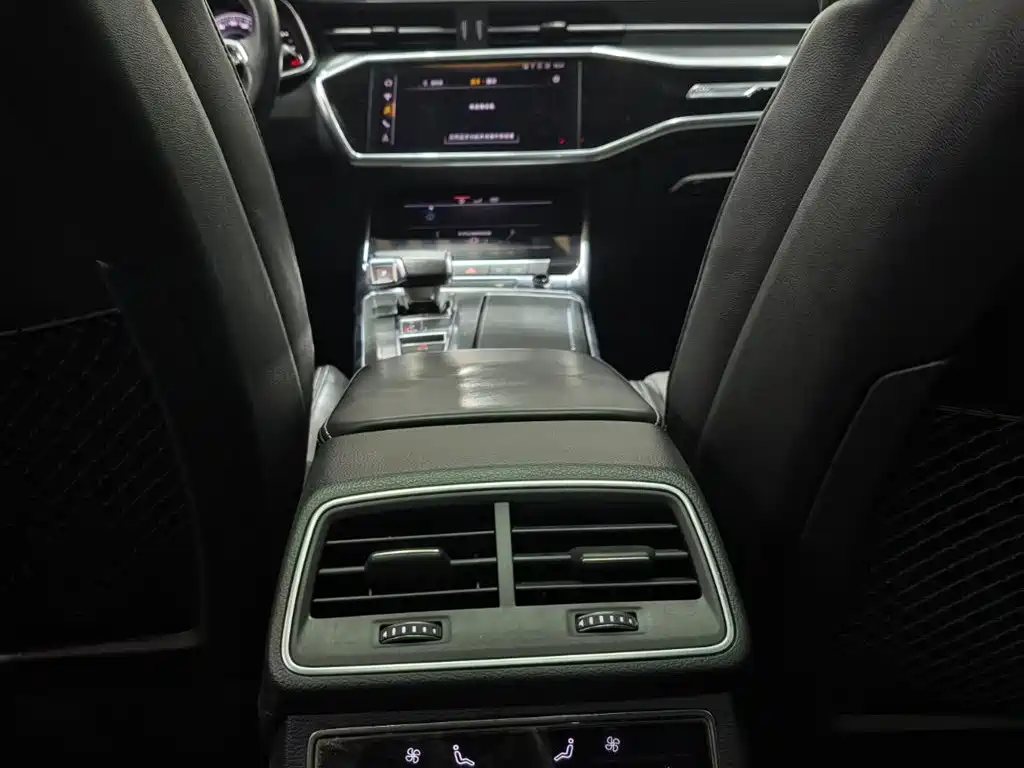 Audi A6L 2019 — фото 18