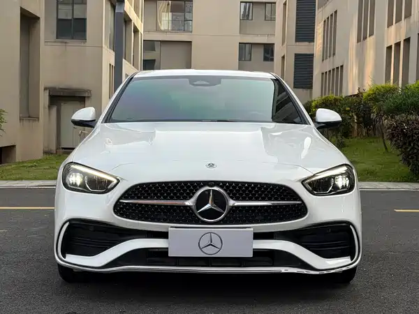 Mercedes-Benz C-Class 2023