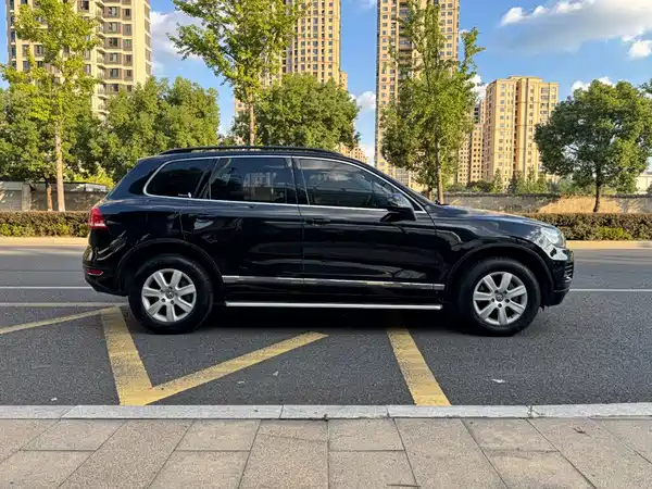 Volkswagen Touareg 2015