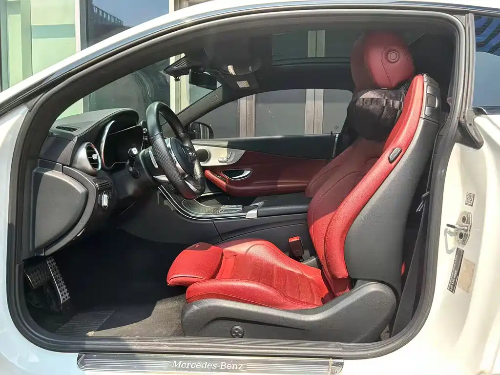 Mercedes-Benz C-Class 2019